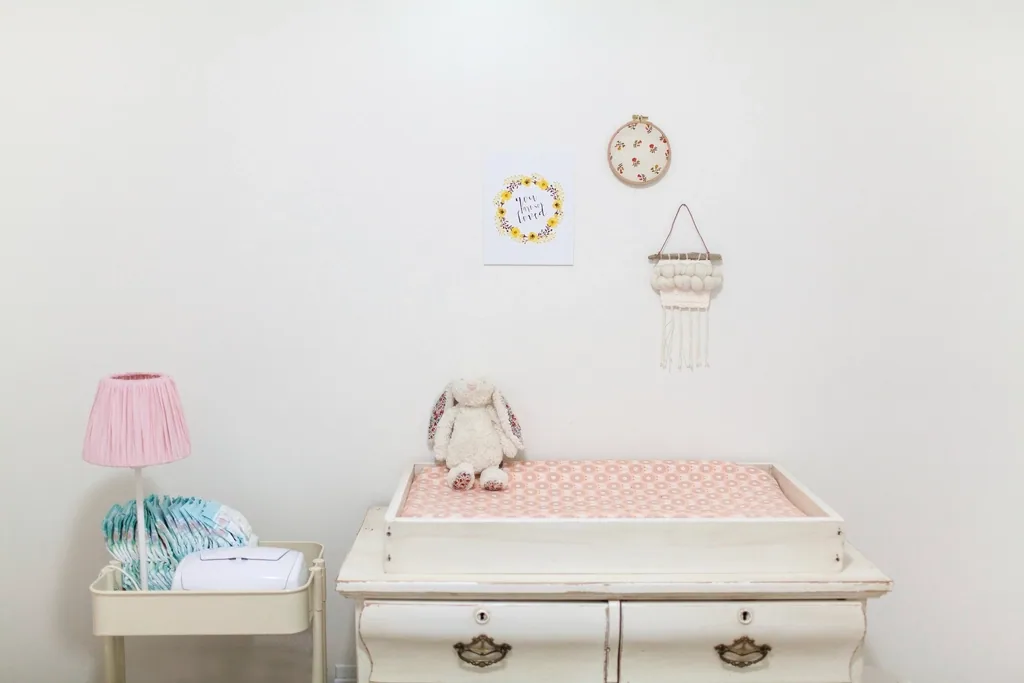 Editorial lifestyle photograph for setting up a calm changing station.